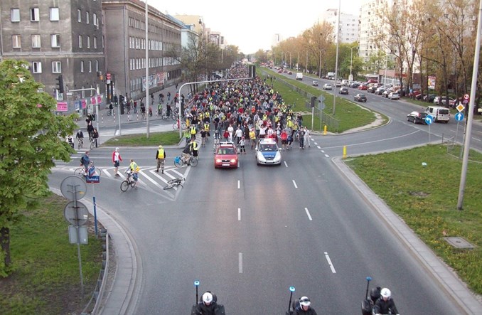 Warszawa. Ostatnia rowerowa Masa Krytyczna