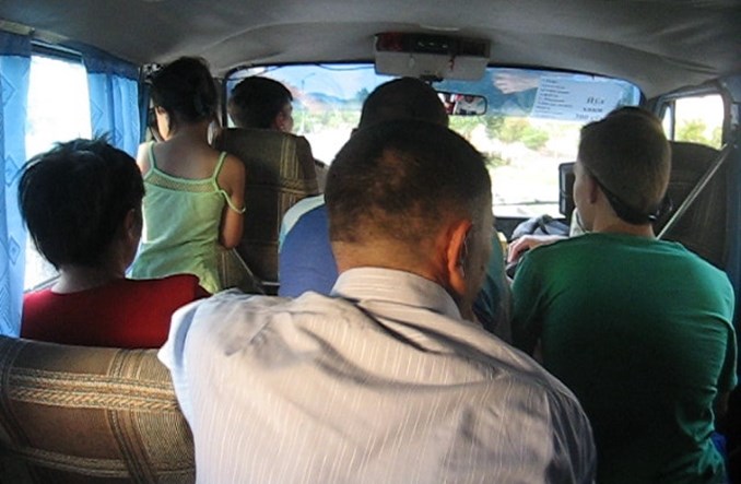 Wożenie pracowników autobusem zwolnione z podatku