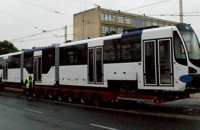 Szczecin: Modertrans dostarczył już tramwaj do samodzielnego złożenia