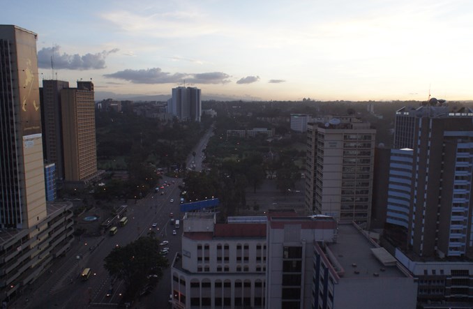Nairobi. Matatu strajkują, korzystają boda–boda