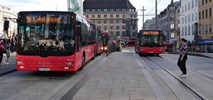 Oslo. Więcej osób podróżuje komunikacją miejską niż autem