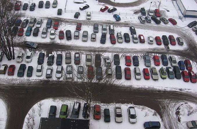 Parkowanie w Polsce oczami urzędników. Lepiej, ale wciąż źle