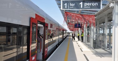 PKM: 30 osób na pociąg. Dużo czy mało?