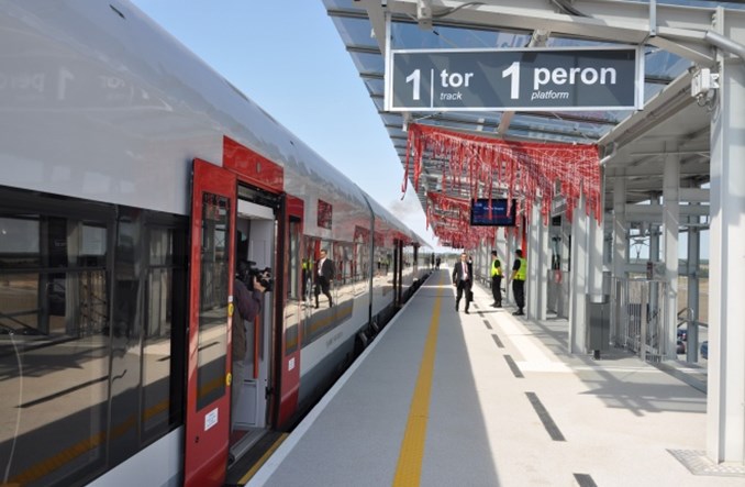 PKM: 30 osób na pociąg. Dużo czy mało?