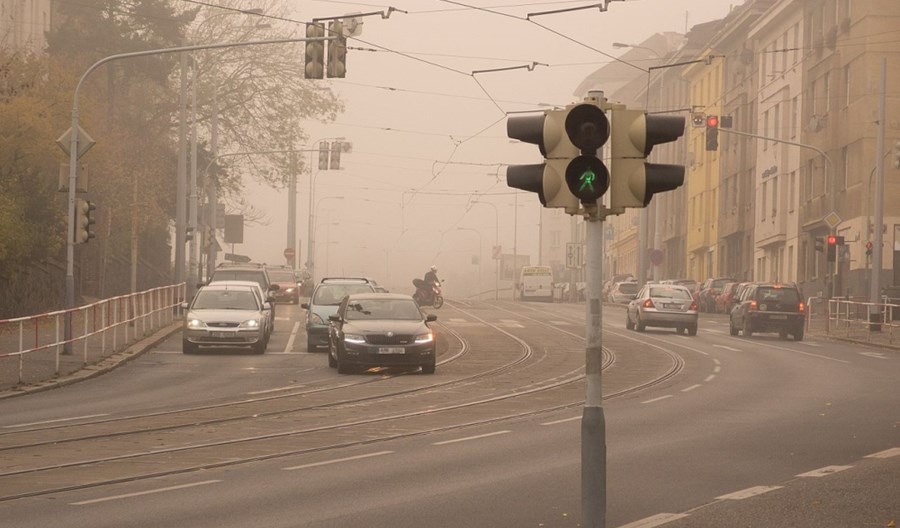 Smog zwiększa ryzyko zgonu na COVID-19. Najgorzej jest w Czechach Smog zwiększa ryzyko zgonu na COVID-19. Najgorzej jest w Czechach