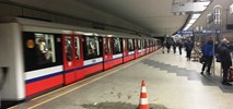 Metro: Na Politechnice znowu przecieka. Tym razem na peron