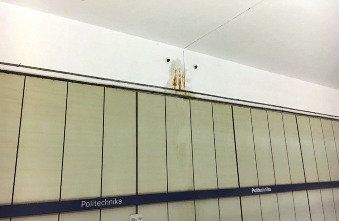 Metro: Politechnika przecieka, bo przeciekać musi