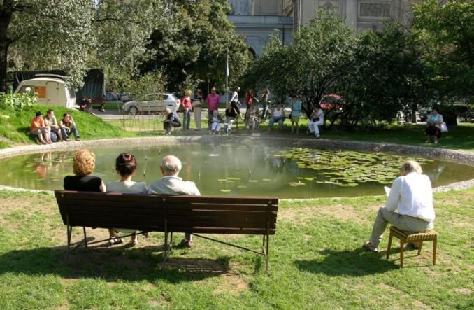 Jak zwrócić miasto pieszym i pasażerom?