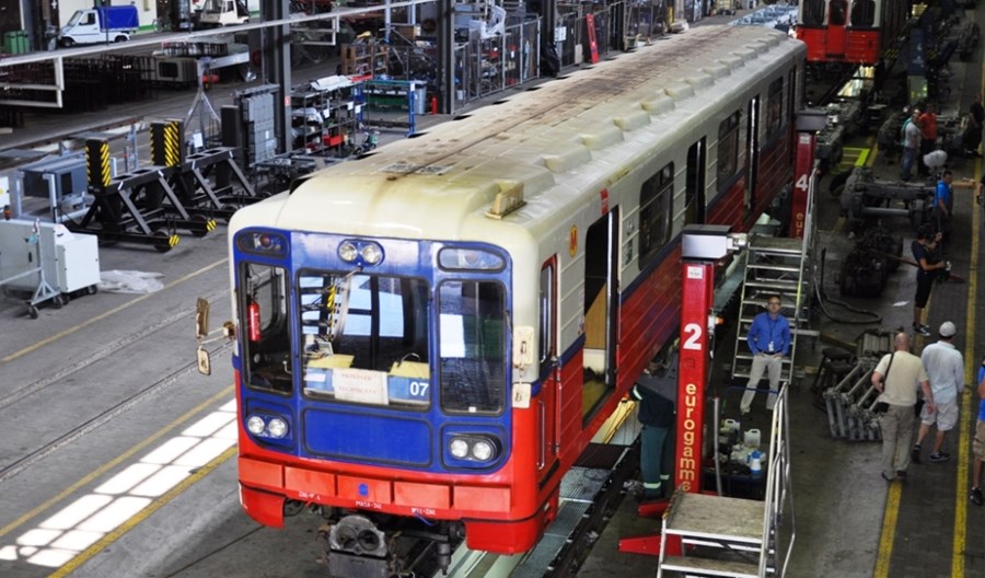 Metro zastanawia się nad ujednoliceniem sygnału zamykania drzwi Metro zastanawia się nad ujednoliceniem sygnału zamykania drzwi
