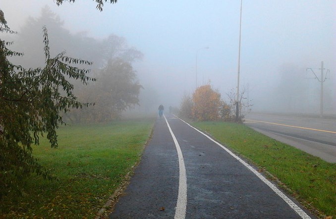 Białystok: rowerzysta ukarany mandatem. Za niejechanie drogą rowerową po lewej stronie