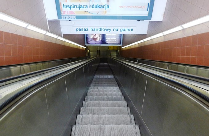 Metro: Schody długo nieruchome