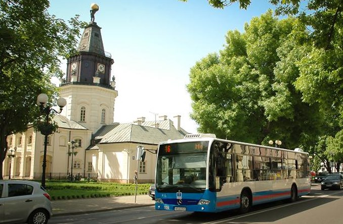 Siedlce z dwiema ofertami na dostawę jednego przegubowca