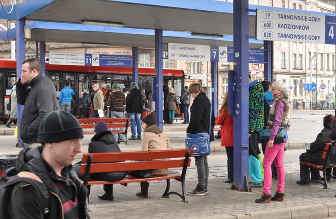 Śląska Karta Usług Publicznych ruszy po wakacjach 