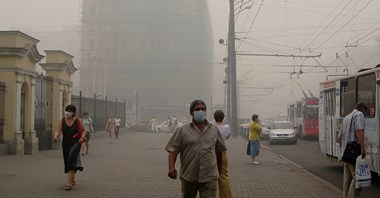 Czy z powodu smogu rezygnować z roweru? W Warszawie czasem tak
