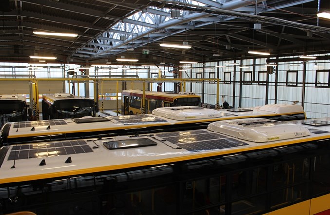 Warszawa. Siedem solarisów z fotowoltaiką już w MZA