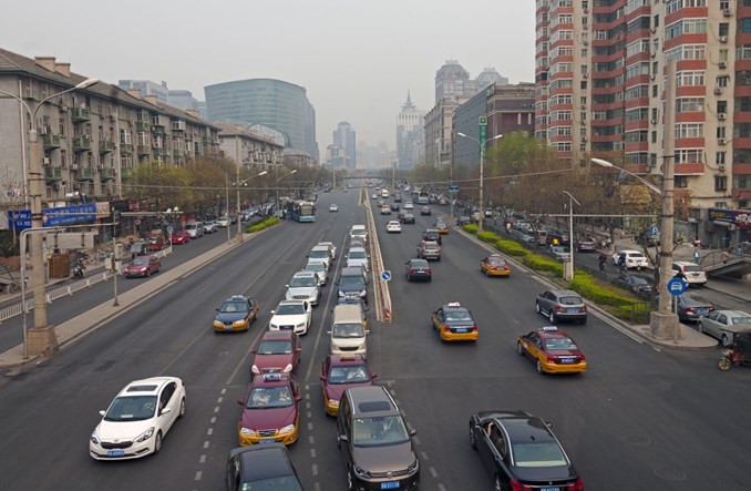 Pekin wymieni 67 tys. taksówek na samochody elektryczne