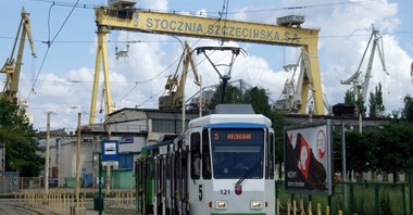 Tramwaje Szczecińskie nie planują wydłużać Tatr KT4 o niski człon