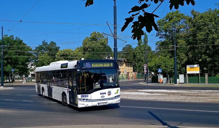 Toruń: Cztery oferty na dostawę autobusów. Isuzu najtańsze Toruń: Cztery oferty na dostawę autobusów. Isuzu najtańsze
