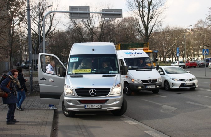 Łódź. Za miasto taniej busem