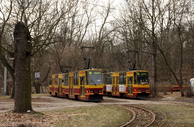 Łódź: Remontują tory do zajezdni-muzeum