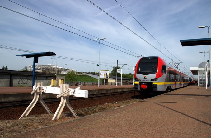 ŁKA z linią do Skierniewic i własnymi autobusami