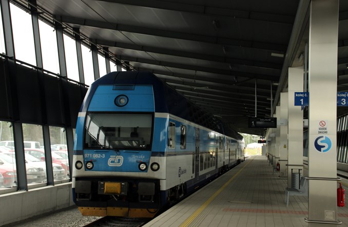 Czechy: Pustym pociągiem na ostrawskie lotnisko