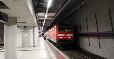 Niemcy: Na lotnisko po przedwojennej bocznicy