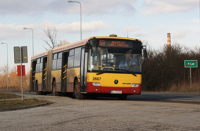 Łódź: Autobus w głąb strefy przemysłowej