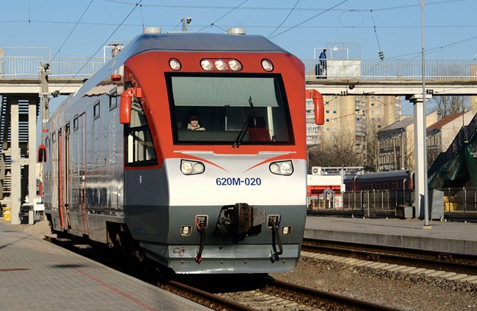 Wilno: Polskim pociągiem na litewskie lotnisko 