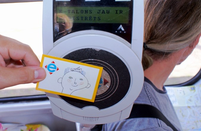 Ryga: Odbij się przy wejściu!