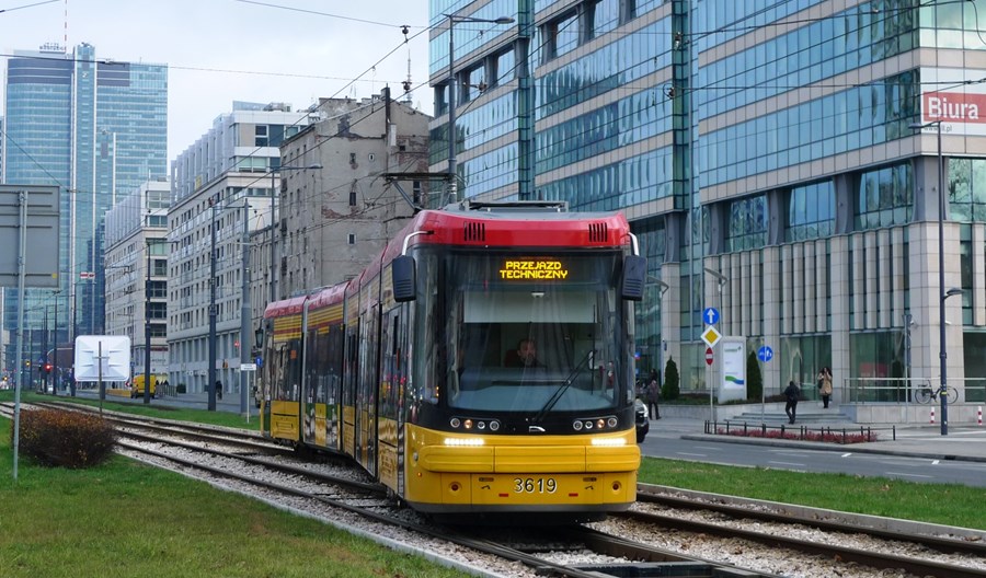 Trzaskowski: „Skupiamy się na inwestycjach priorytetowych”. Tramwaje niedoszacowane Trzaskowski: „Skupiamy się na inwestycjach priorytetowych”. Tramwaje niedoszacowane