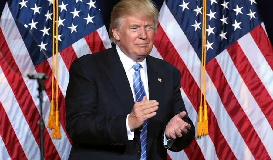 Donald Trump chce obciąć wydatki na transport o 2,4 mld dol. Donald Trump chce obciąć wydatki na transport o 2,4 mld dol.