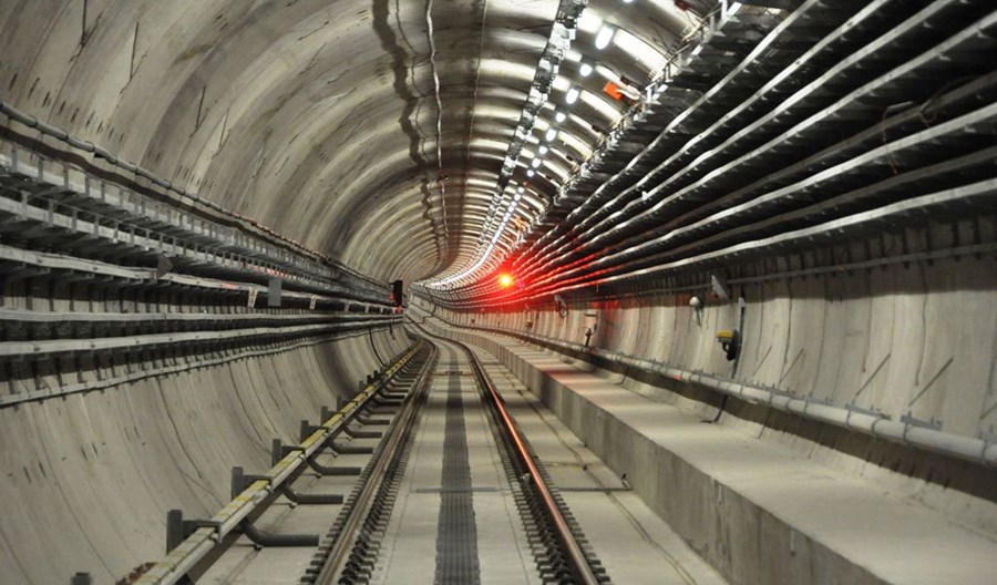 Wylicytuj przejście tunelem metra oraz prowadzenie tramwaju Wylicytuj przejście tunelem metra oraz prowadzenie tramwaju