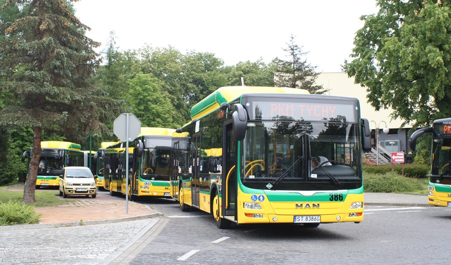 Suwałki z częściowymi ofertami na 15 autobusów CNG Suwałki z częściowymi ofertami na 15 autobusów CNG