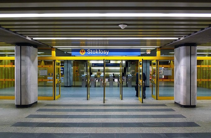 Metro: Stokłosy z dwiema dodatkowymi windami