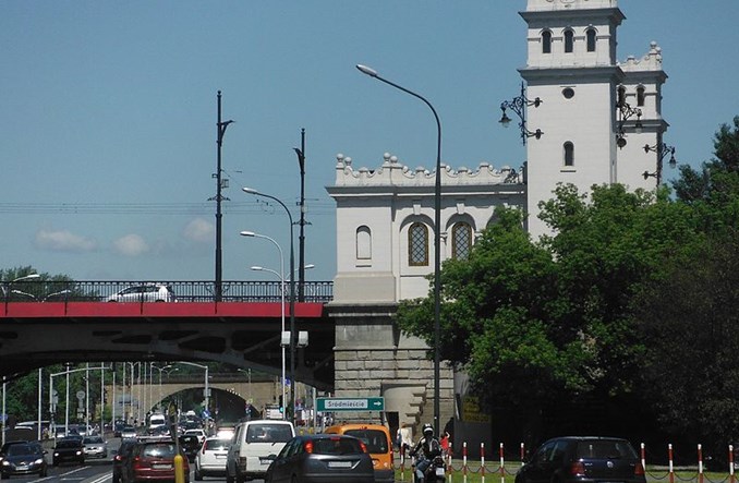 Warszawa. Będą windy na  Moście Poniatowskiego. W 2016 lub 2017 r.