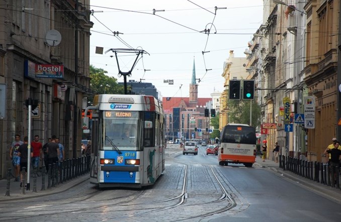 Wrocław bez 100% niskiej podłogi. „Jak najwięcej tramwajów w krótkim czasie”
