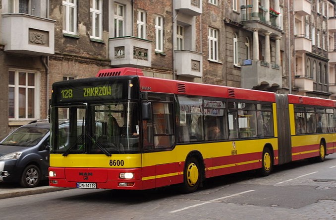 Wrocław. 60 autobusów od Mercedesa czy MAN–a? Obie oferty drogie