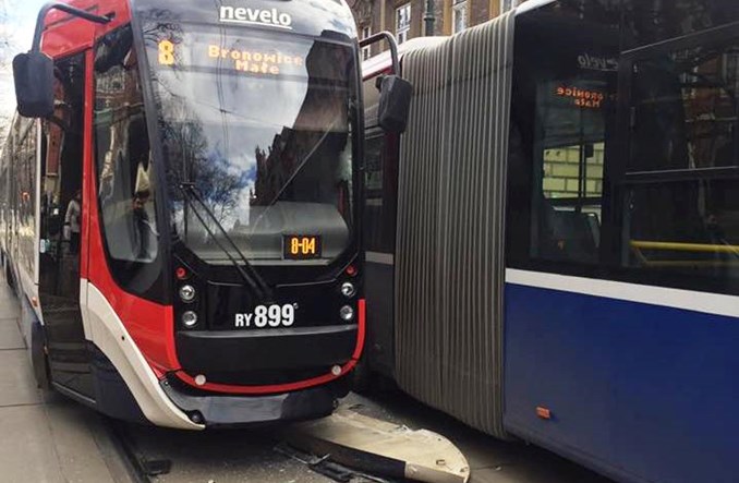 Kraków: Nevelo po wypadku z autobusem