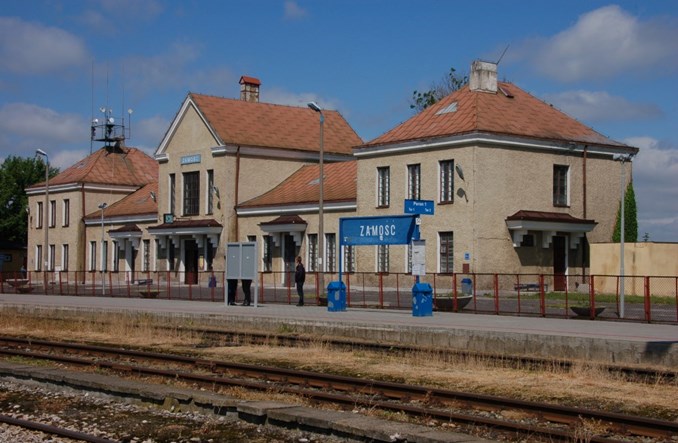 Władze miasta zainteresowane przejęciem dworca w Zamościu