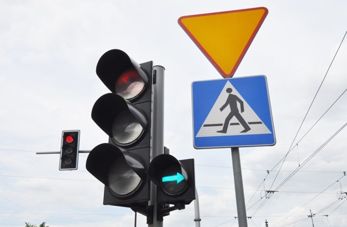 Warszawa: Znikają zielone strzałki. Wiceprezydent: Poleciłem wstrzymać