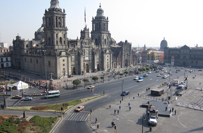 Mexico City zlikwidowało minima parkingowe