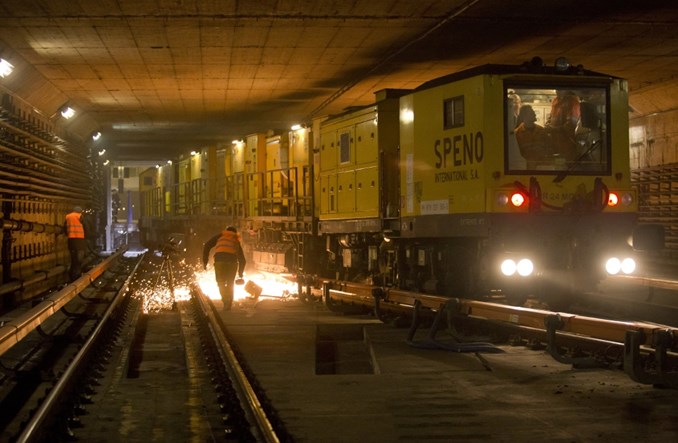 Metro zabiera się za szlifowanie szyn Metro zabiera się za szlifowanie szyn