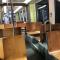 Zurych. Bombardier zaprezentował nowy tramwaj z drewnianymi fotelami Zurych. Bombardier zaprezentował nowy tramwaj z drewnianymi fotelami