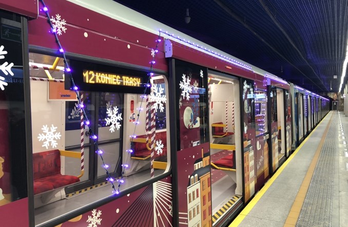W metrze ruszyły dwa pociągi świąteczne [zdjęcia]