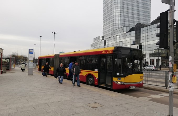 Warszawa jeździ na ślepo. Problem z wyświetlaczami w kilkuset autobusach