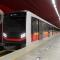 Metro: Pierwsze wagony Škody w warszawskim malowaniu Metro: Pierwsze wagony Škody w warszawskim malowaniu