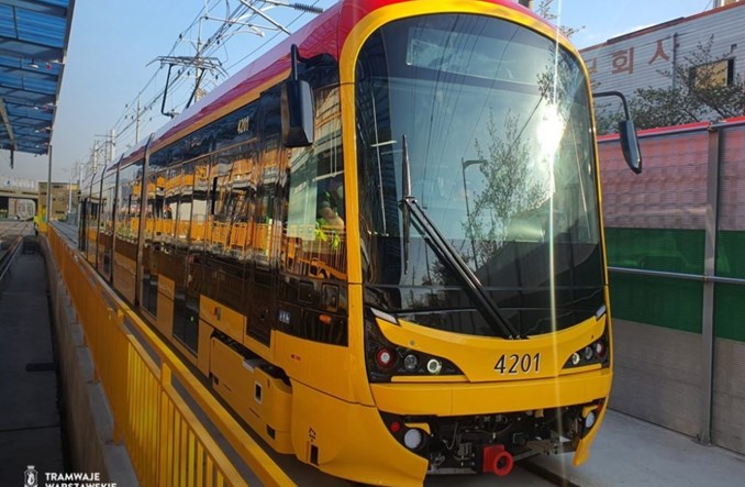 Warszawa: Pierwsze tramwaje Hyundaia gotowe i po testach w fabryce [zdjęcia]