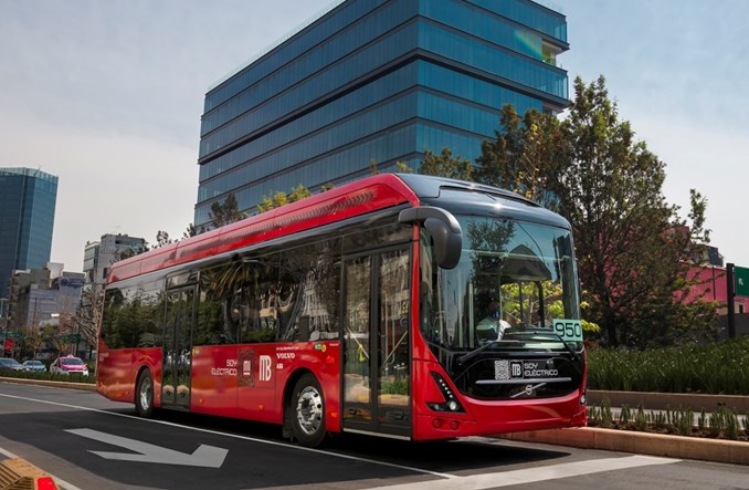 Volvo Buses testuje swój pierwszy w Meksyku elektrobus