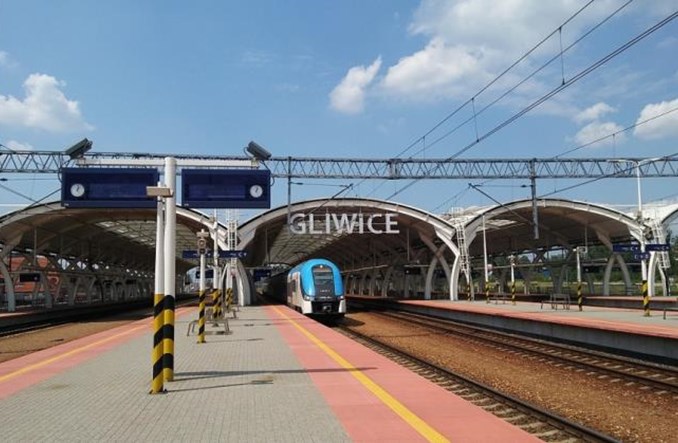 Druga para torów na trasie Gliwice-Katowice dla kolei metropolitalnej. Jest umowa na studium 